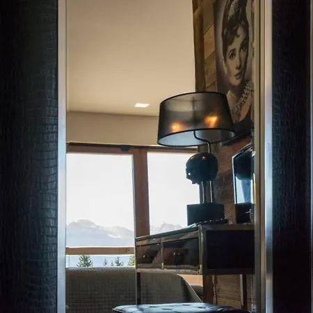 Villa Chalet 6 Bedrooms *